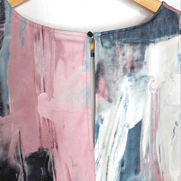 Mossimo Abstract Dropped Waist Short Sleeve Shift Dress size M - Picture 3 of 11